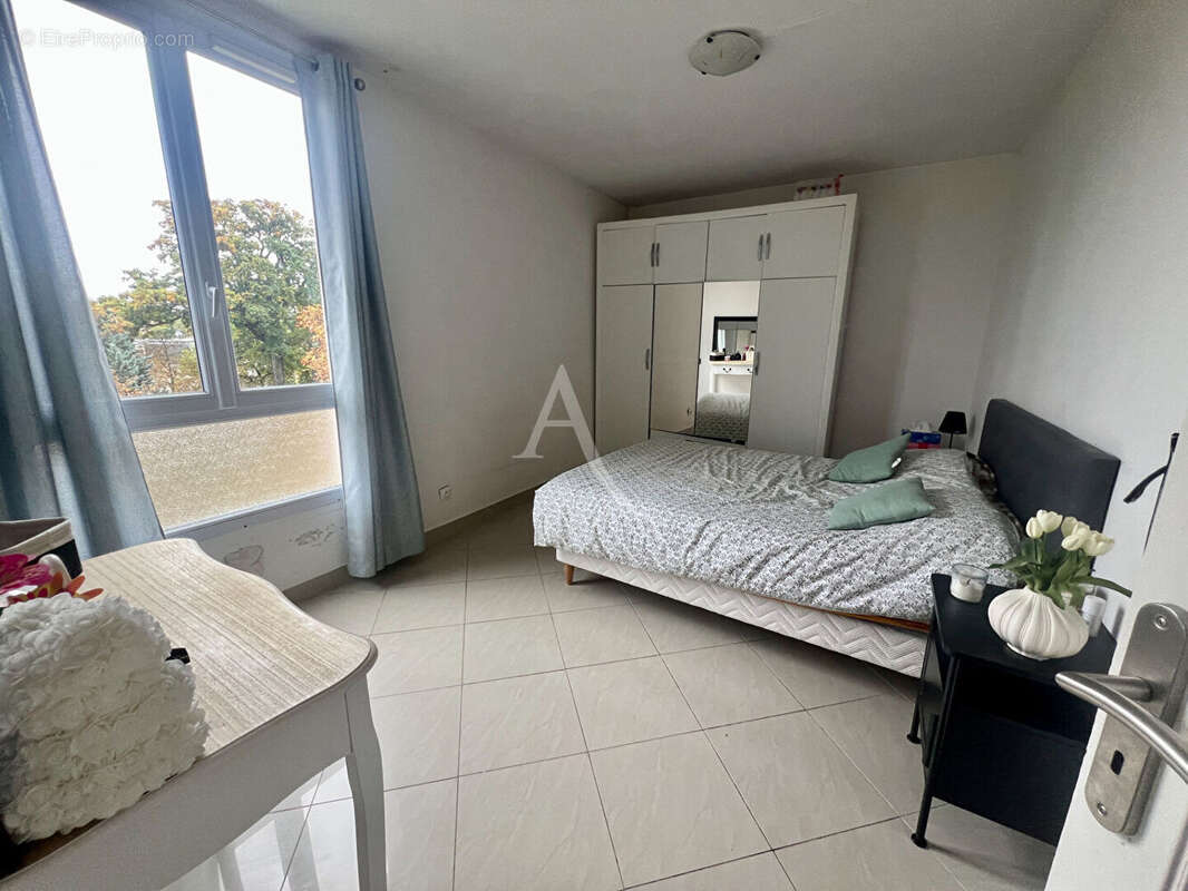 Appartement à LIVRY-GARGAN