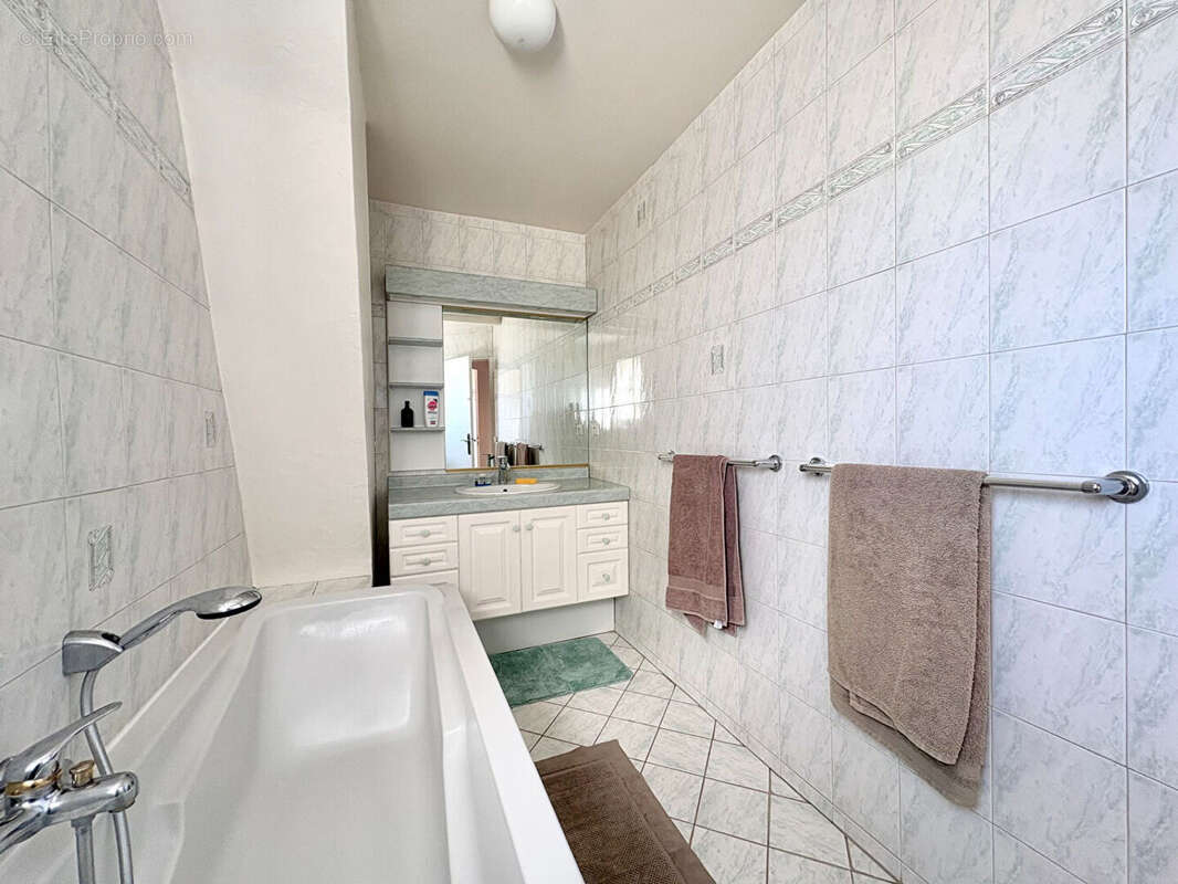 Maison à SAINT-CYR-L'ECOLE