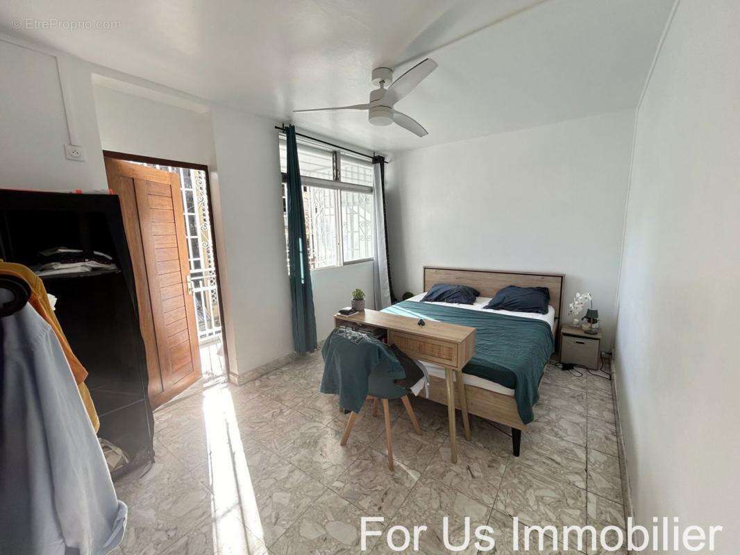 Appartement à POINTE-A-PITRE