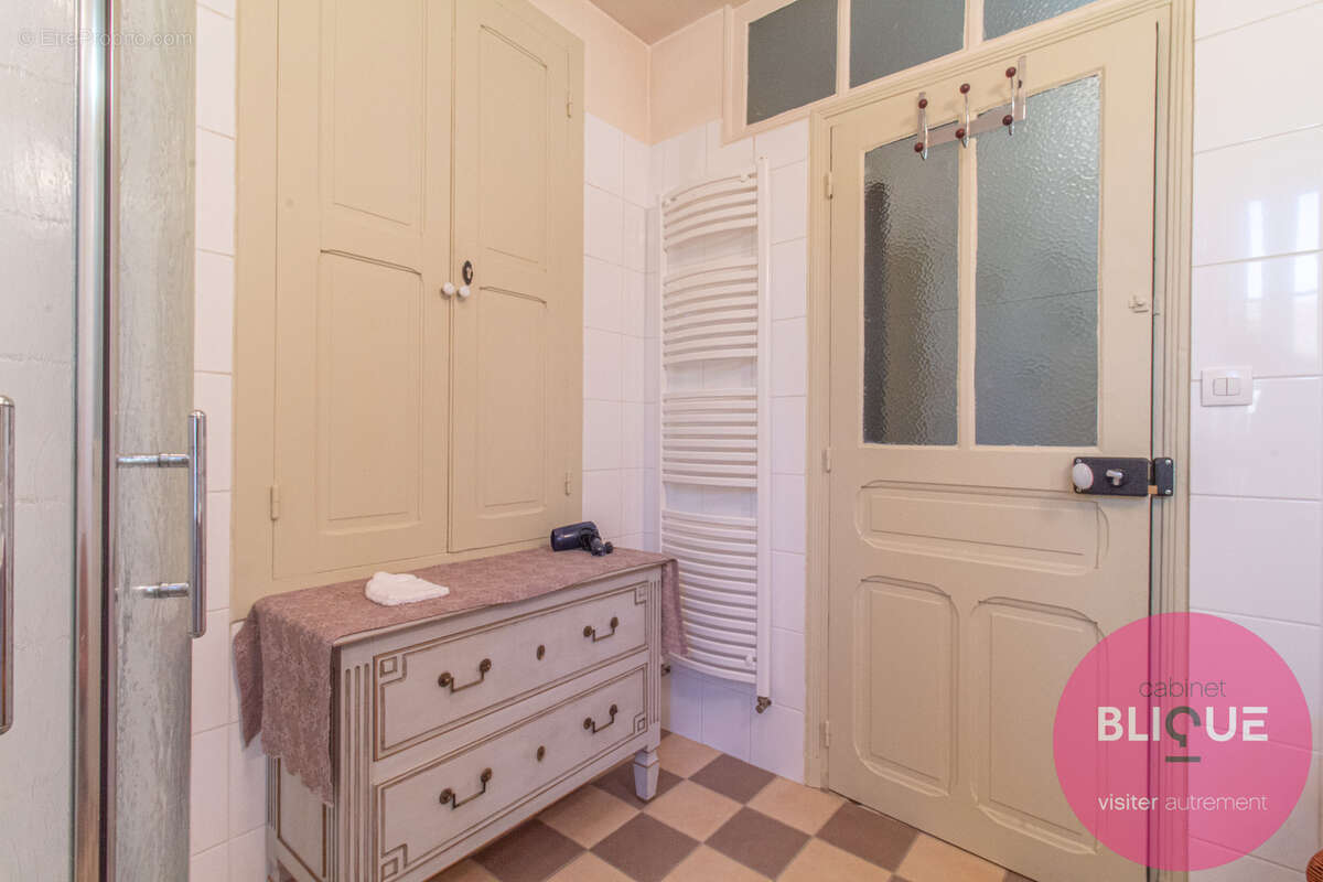 Maison à DOMEVRE-SUR-VEZOUZE