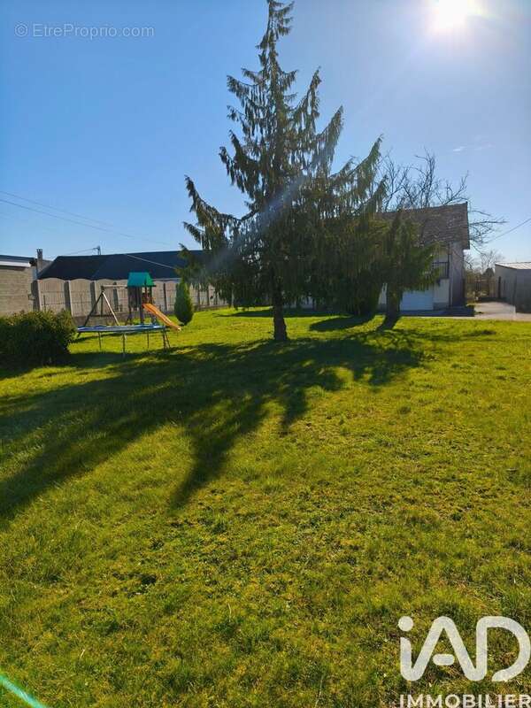 Photo 3 - Maison à SAINT-QUENTIN