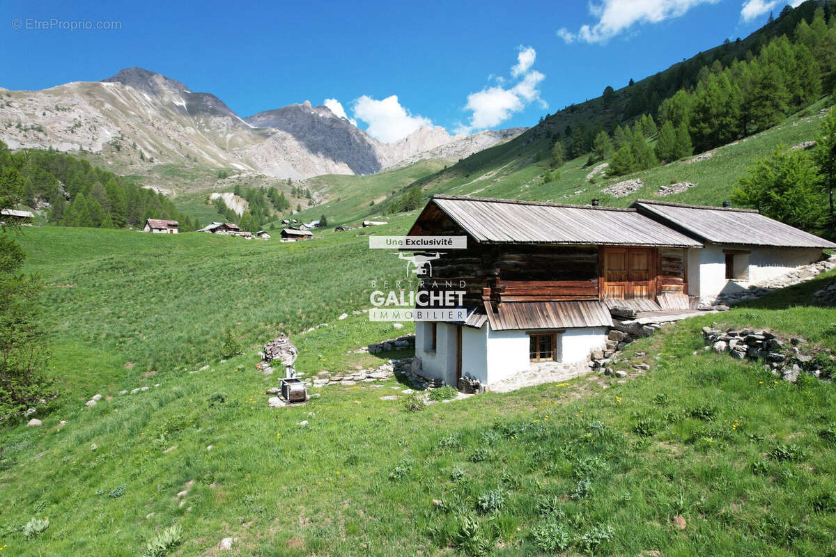 Maison à ARVIEUX