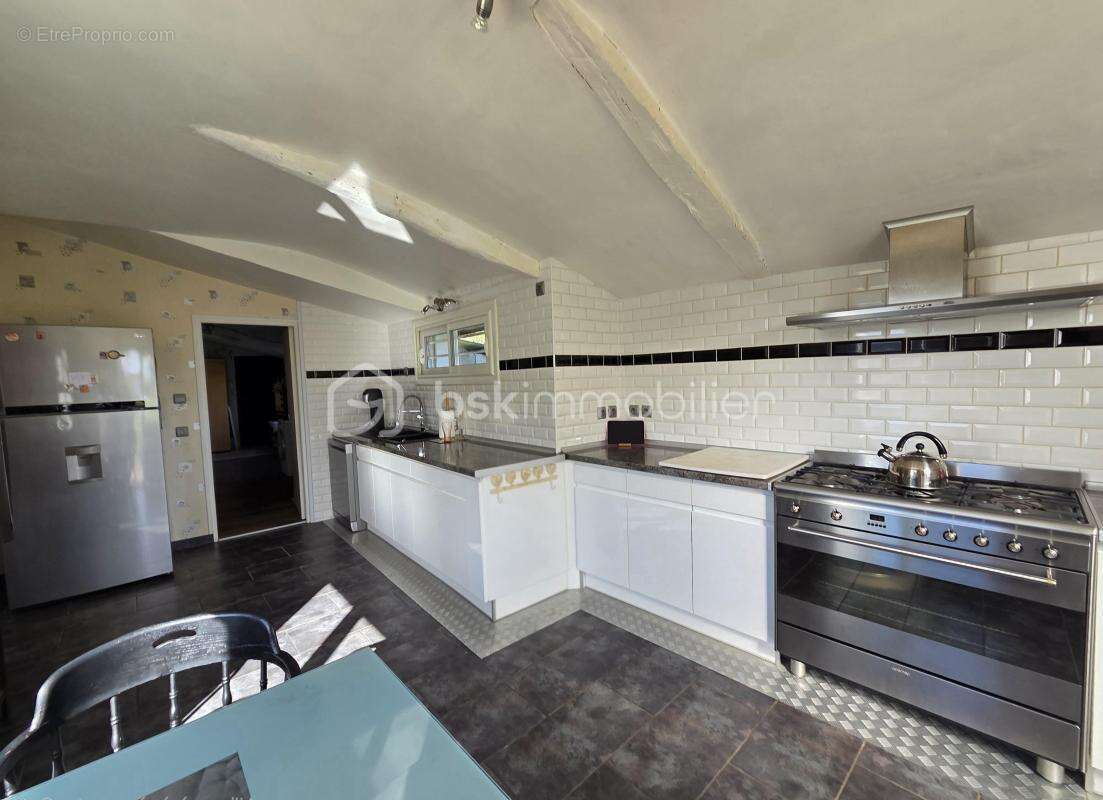 Maison landaise + dépendances - photo 9
