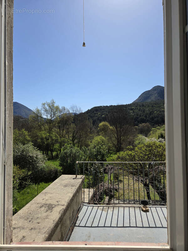 Maison à LA MOTTE-CHALANCON