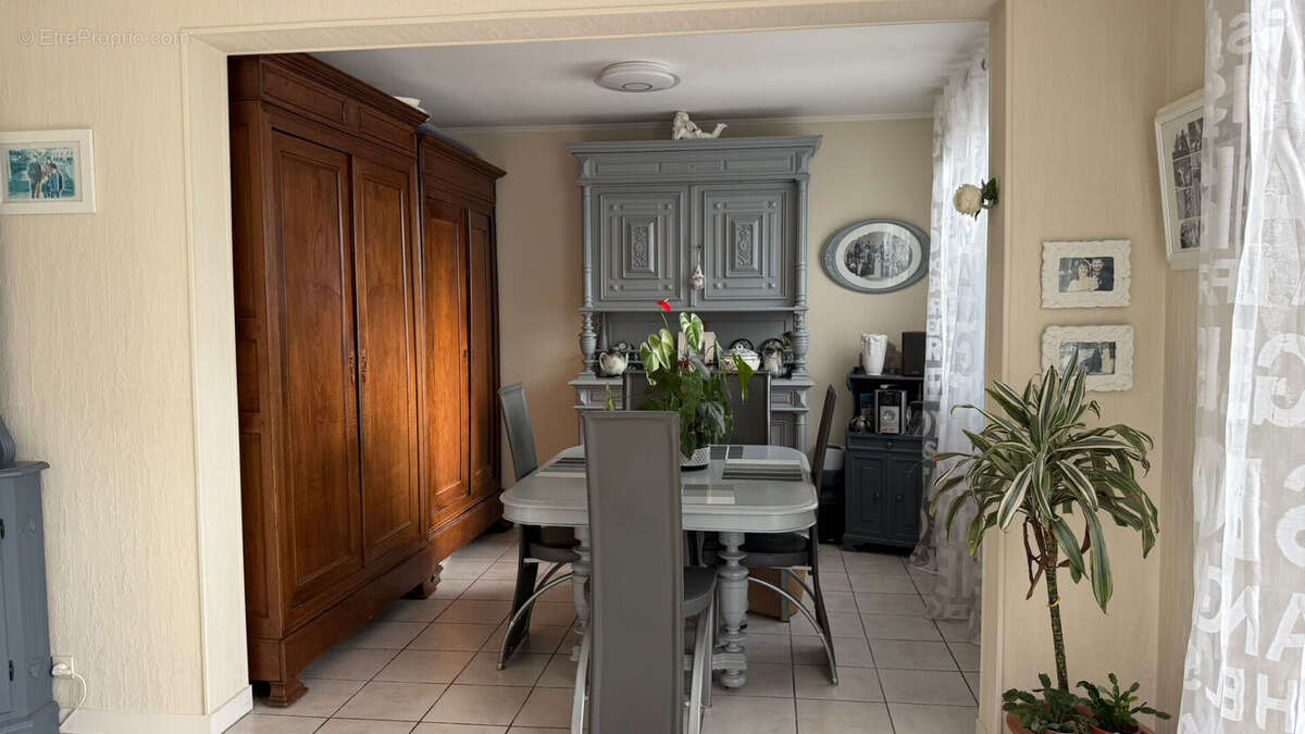 Maison à SAINT-SEBASTIEN-SUR-LOIRE