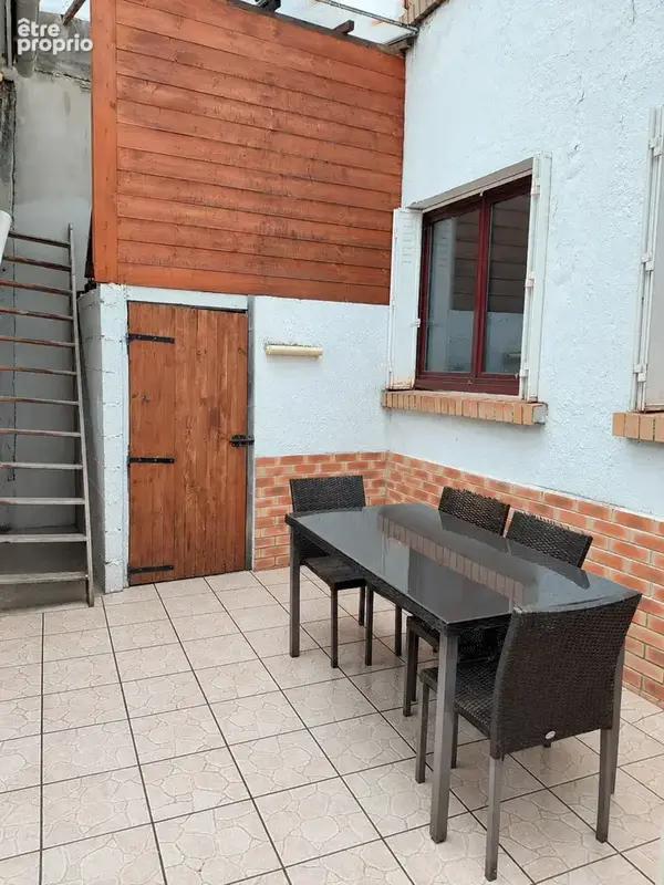 Maison à MERU