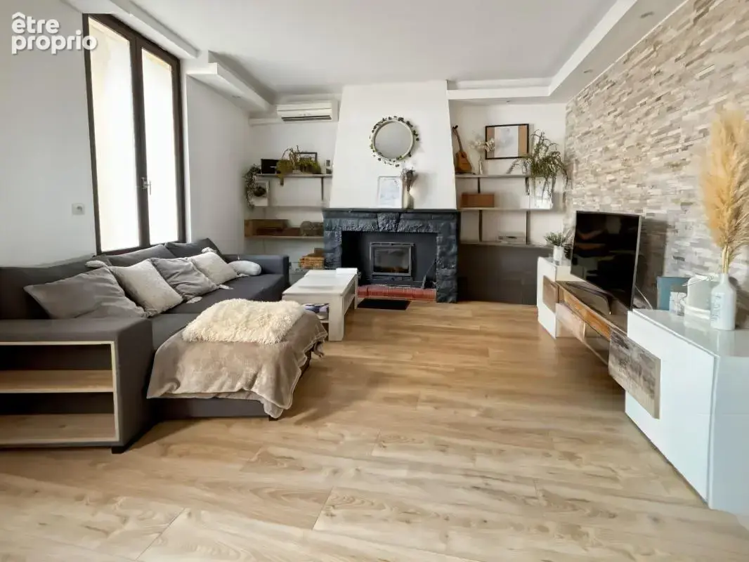 Maison de village – Charme, confort et emplacement idéal - photo 4