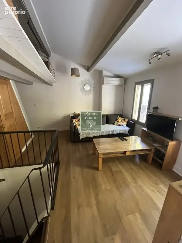Appartement avec terrasse - Quartier Roquette entièrement rénové - photo 2