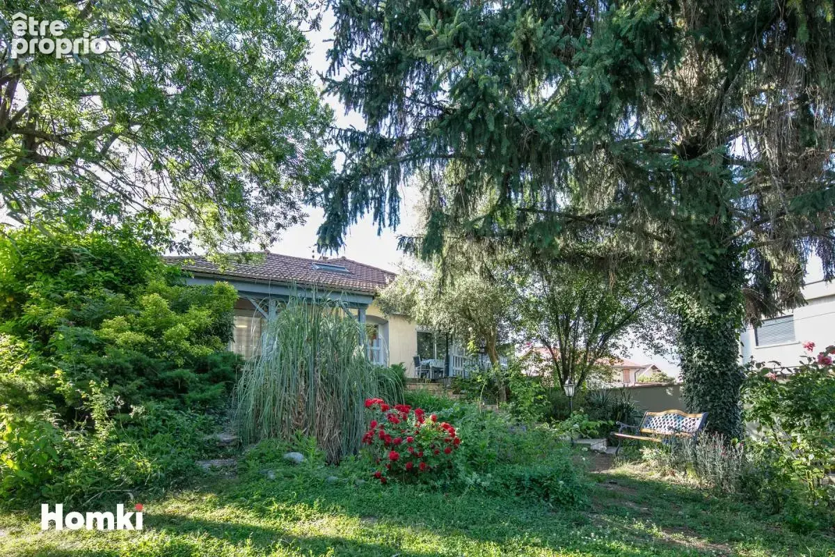 Maison à SAINT-MARTIN-D'HERES