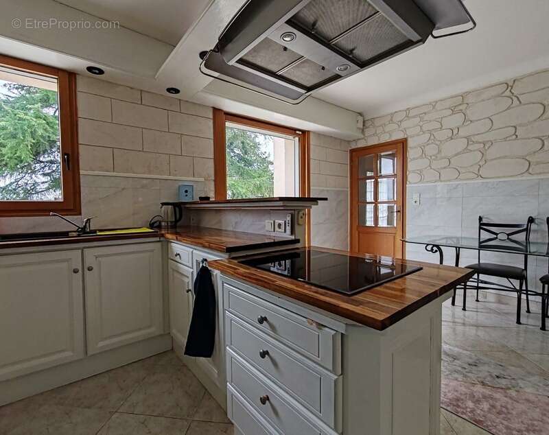 Maison à LA BRUFFIERE