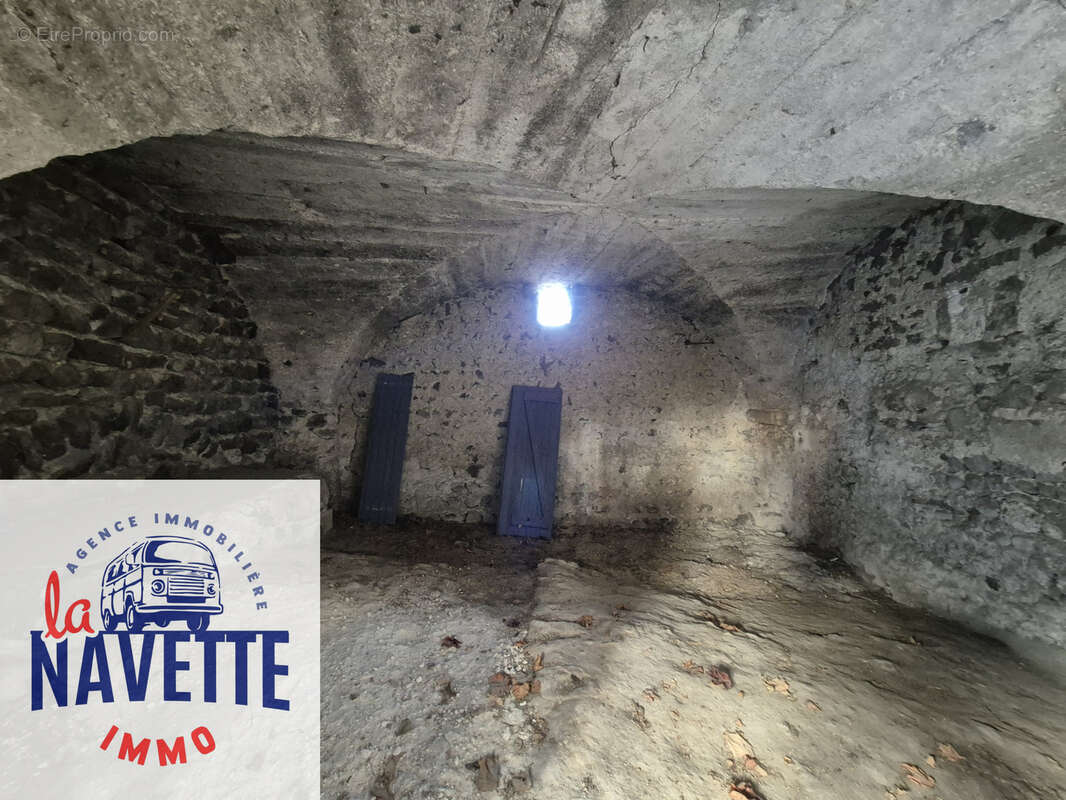 Maison à VEYRE-MONTON