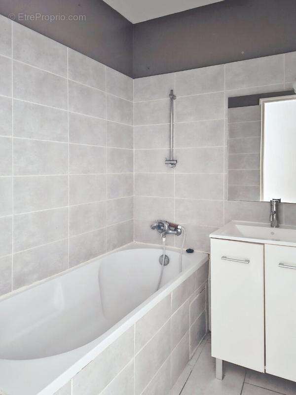 Appartement à LAMBESC