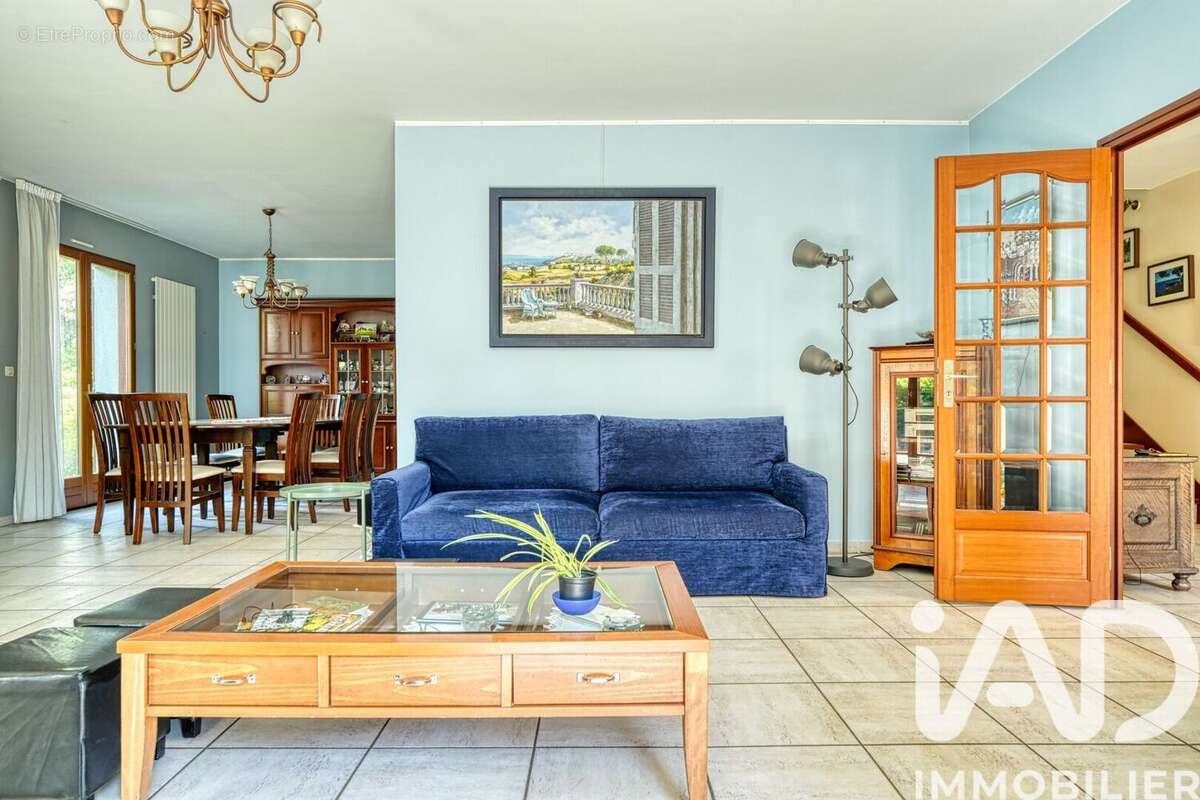 Photo 8 - Maison à BURES-SUR-YVETTE