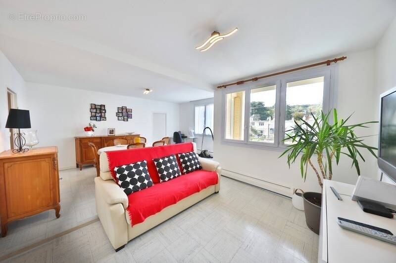 Appartement à CHENOVE