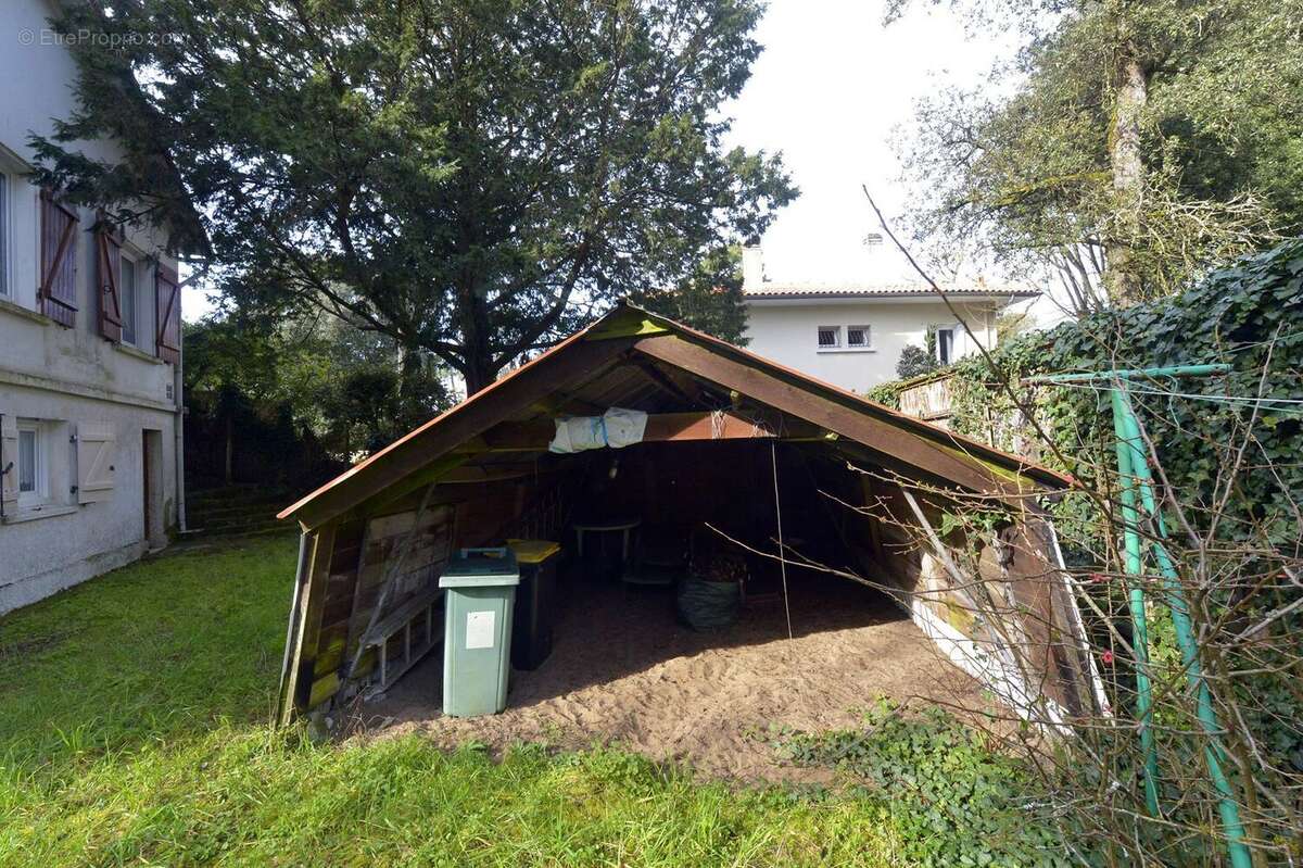 Maison à SAINT-GEORGES-DE-DIDONNE