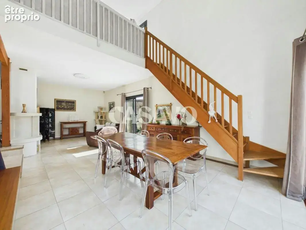 Vente Maison 7 pièces de 235m² - 95390 Saint-Prix - photo 4