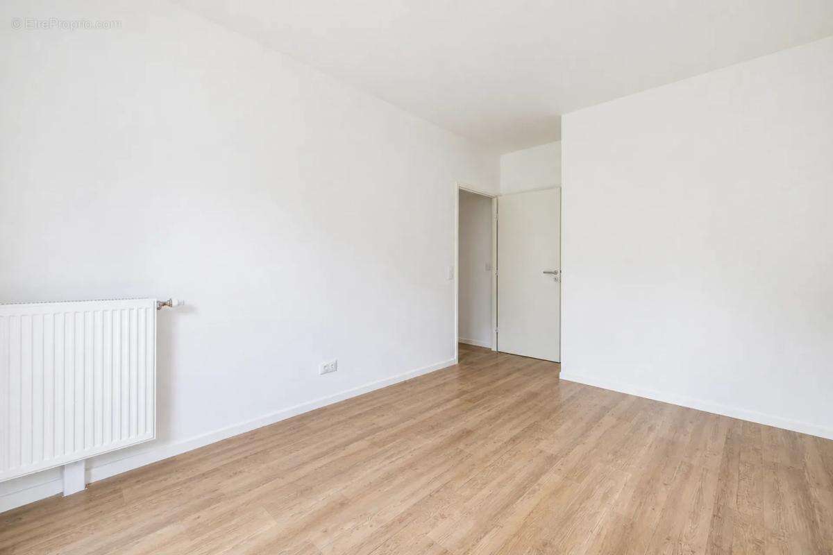Appartement à MOISSY-CRAMAYEL