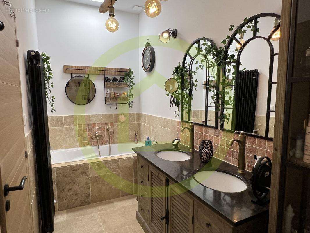 Maison à ESCAUDOEUVRES