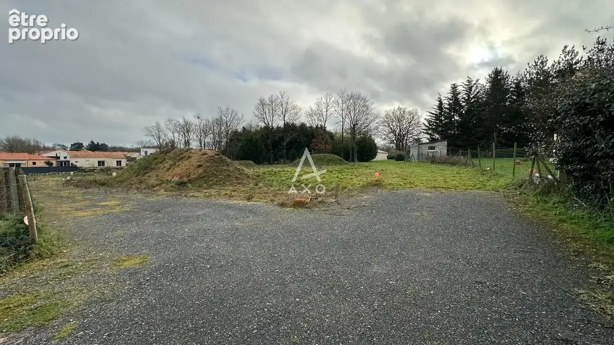 Terrain 775 m² à Cugand  - photo 3