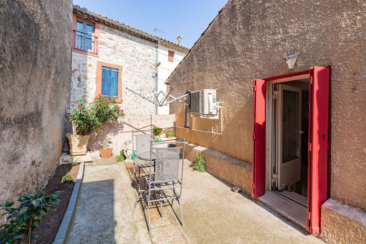 Maison à FERRALS-LES-CORBIERES