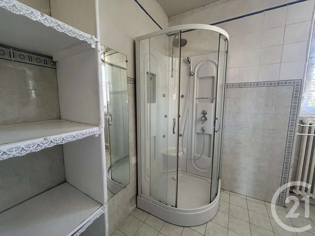 Maison à SAMOIS-SUR-SEINE