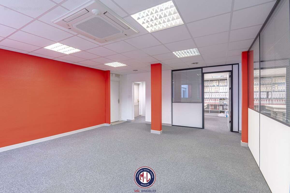 Commerce à SCY-CHAZELLES