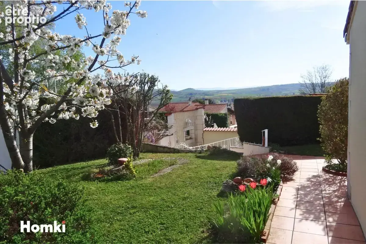 Vue imprenable, aucun vis-à-vis et plain-pied : une maison rare à Billom - photo 22