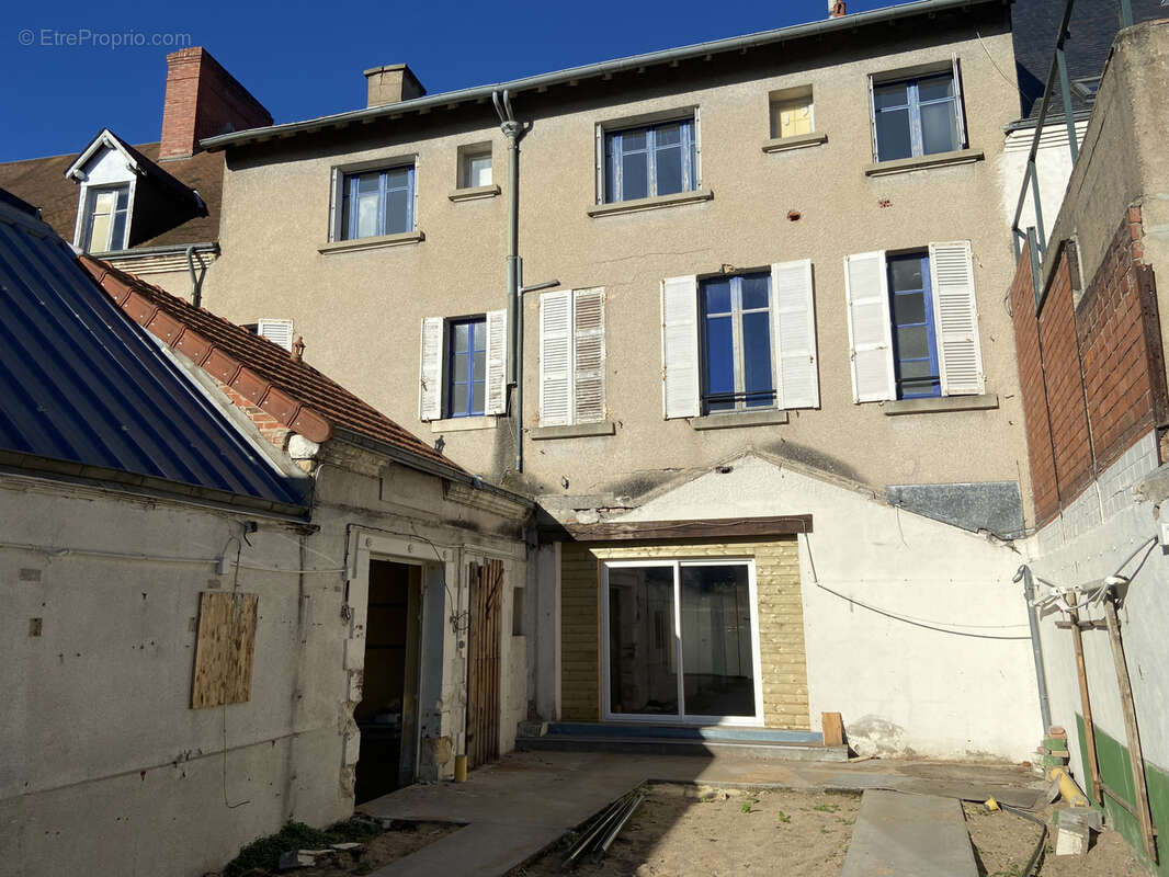 Commerce à VIERZON