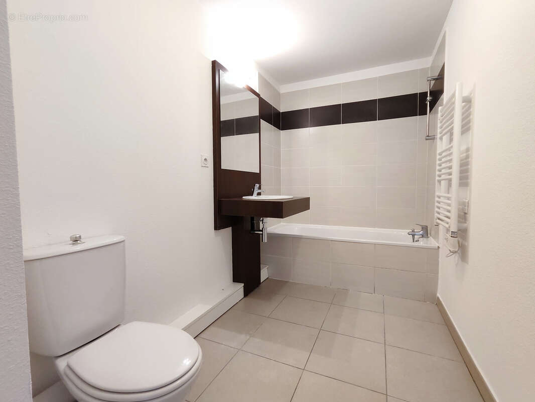 Appartement à SORGUES