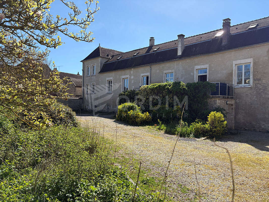 Maison à CHABLIS
