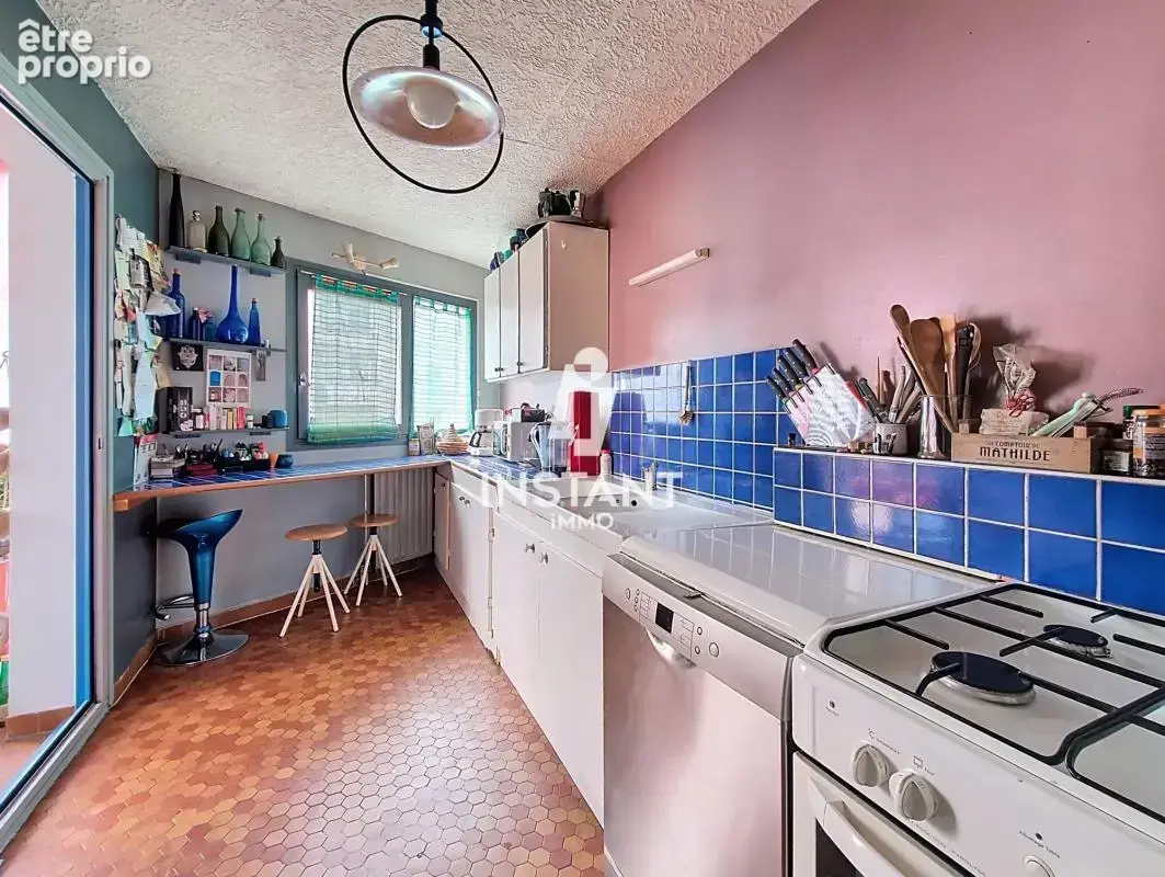 T5 104 m²- 4 chambres - 2 parkings - cave - photo 7