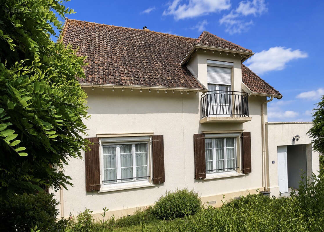 Maison à SAINT-CONTEST