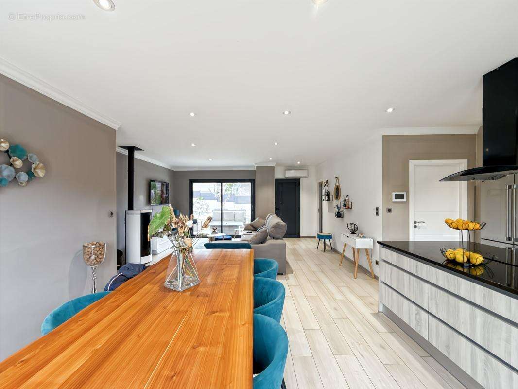 Maison à CHATEAU-L&#039;EVEQUE