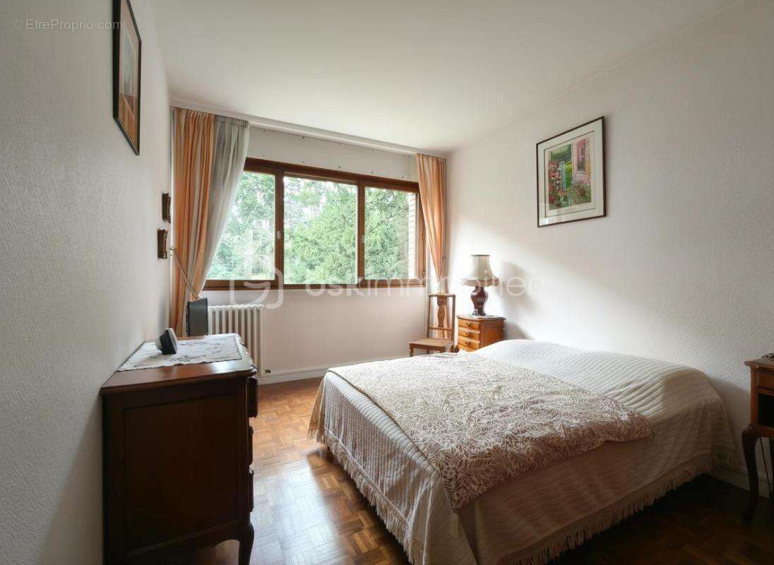 Appartement à L&#039;ETANG-LA-VILLE