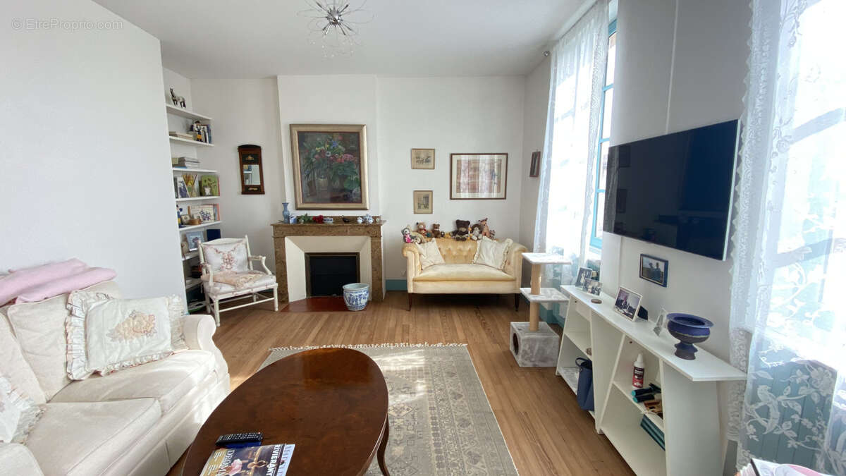 Maison à L&#039;ISLE-JOURDAIN