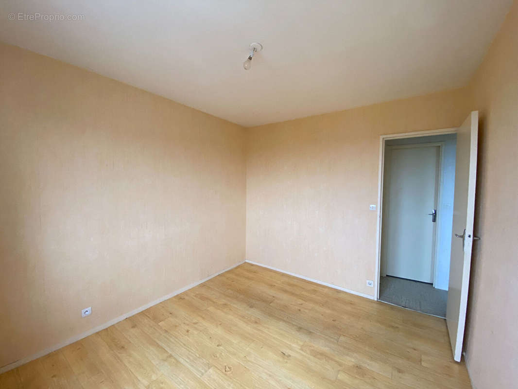 Appartement à FLEURY-LES-AUBRAIS