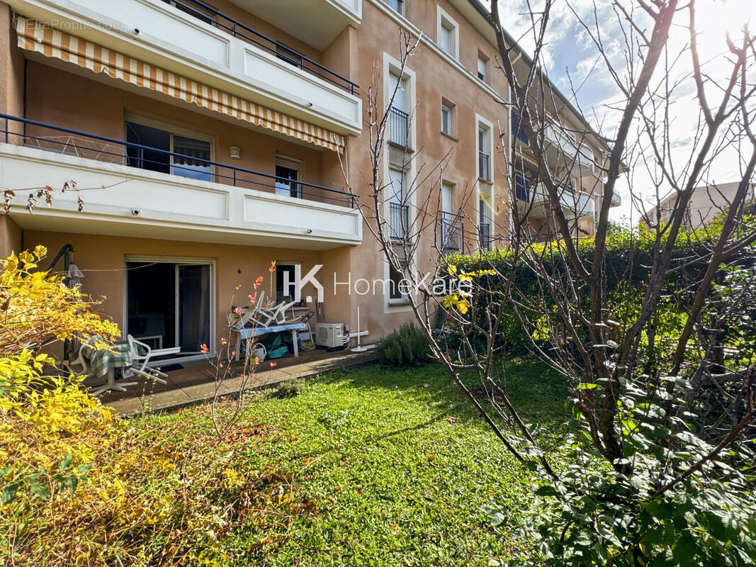 Appartement à RAMONVILLE-SAINT-AGNE