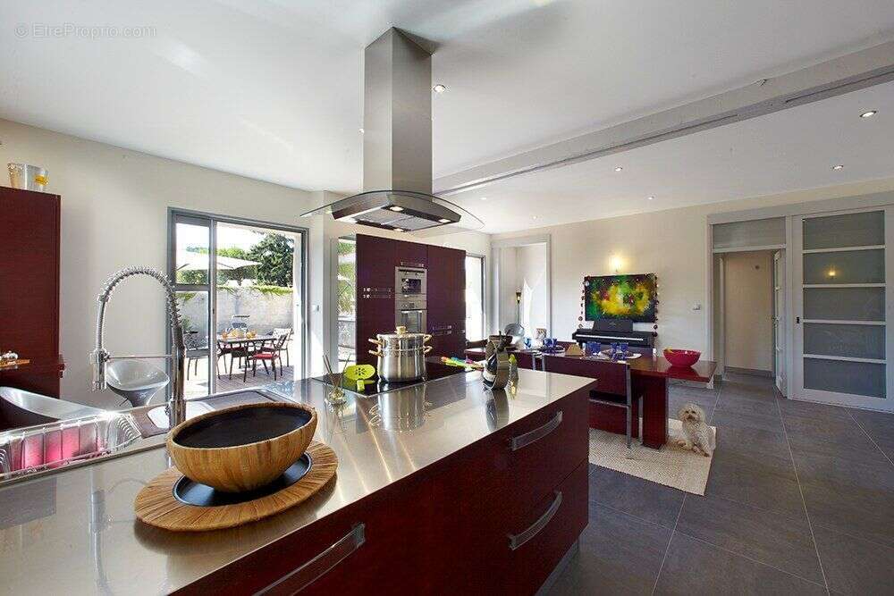 Appartement à VAISON-LA-ROMAINE