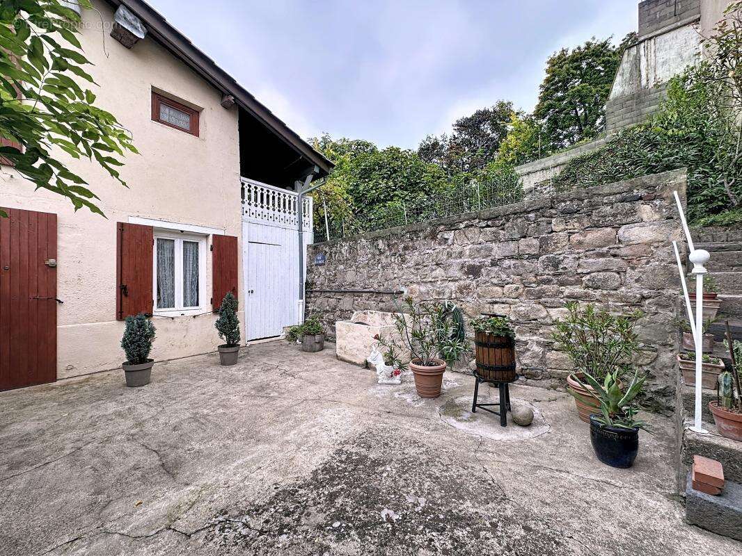 Maison à GRIGNY