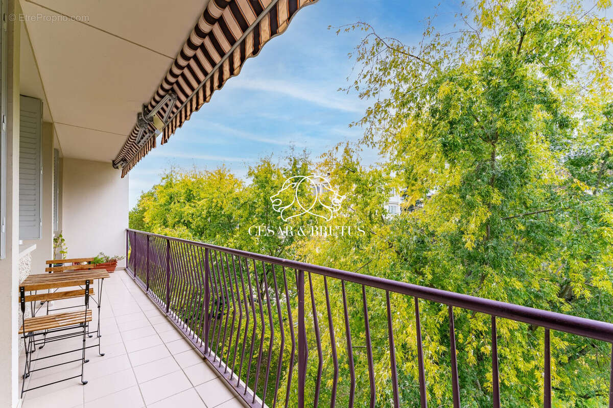 Appartement à LYON-9E