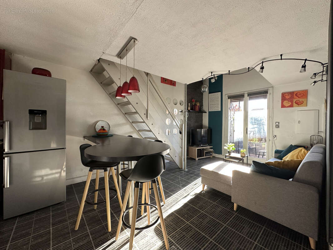 Maison à SAINT-CYPRIEN