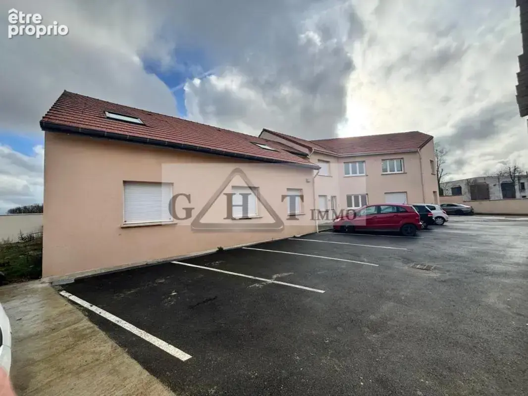 Ensemble immobilier 1170m2 a vendre mandres les roses - photo 5