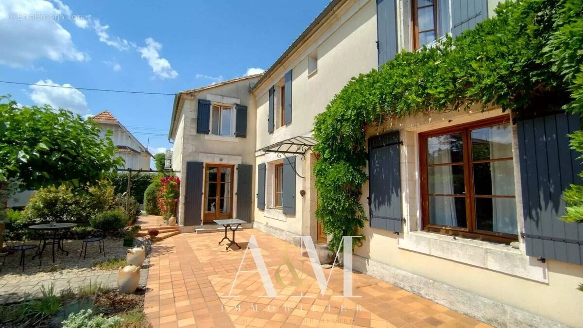 Maison à ANGOULEME