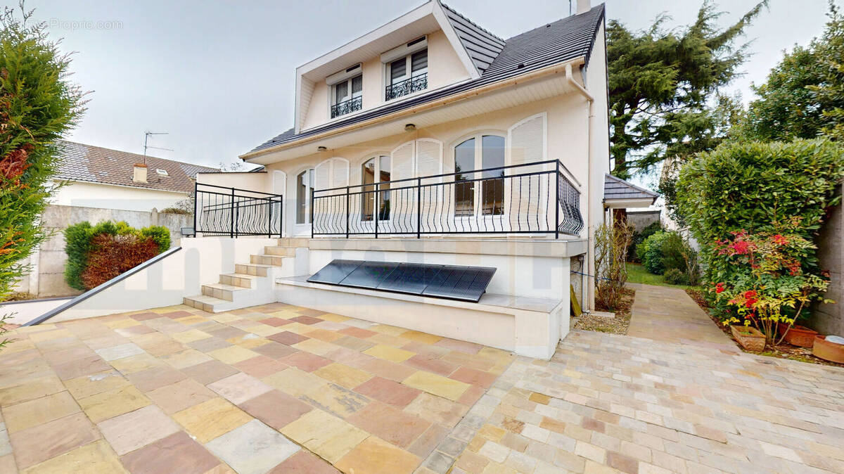 Maison à BOIS-D'ARCY
