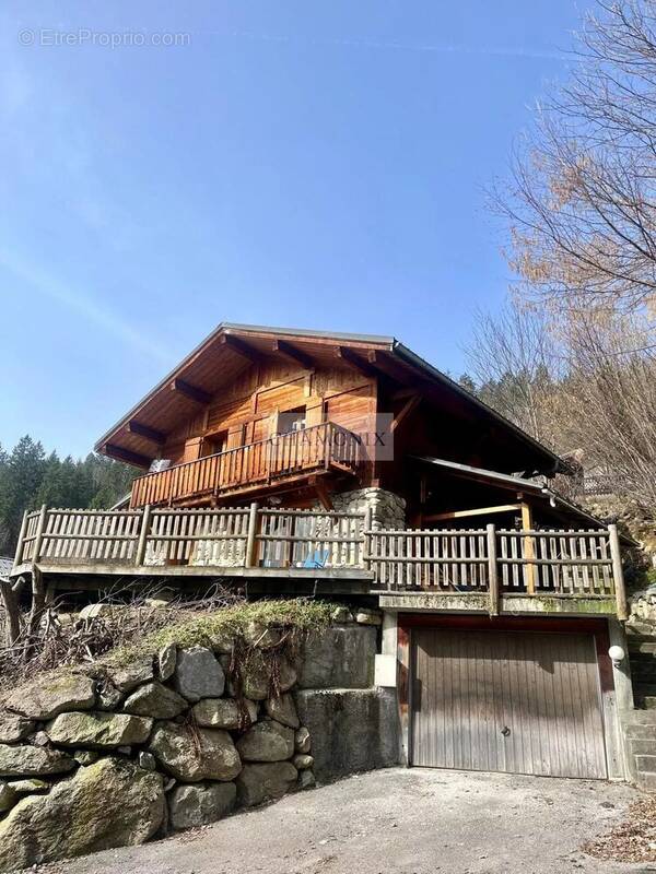 Maison à LES HOUCHES