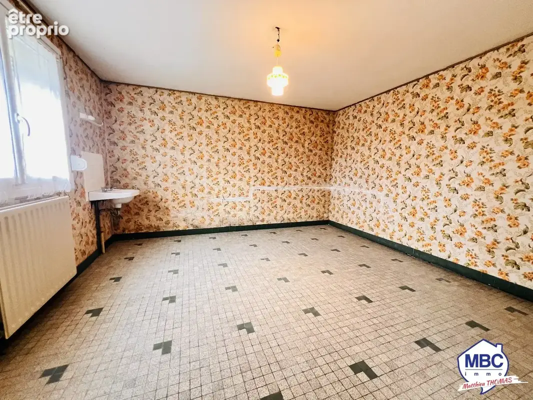 Deux maisons d'habitation avec grange - photo 6