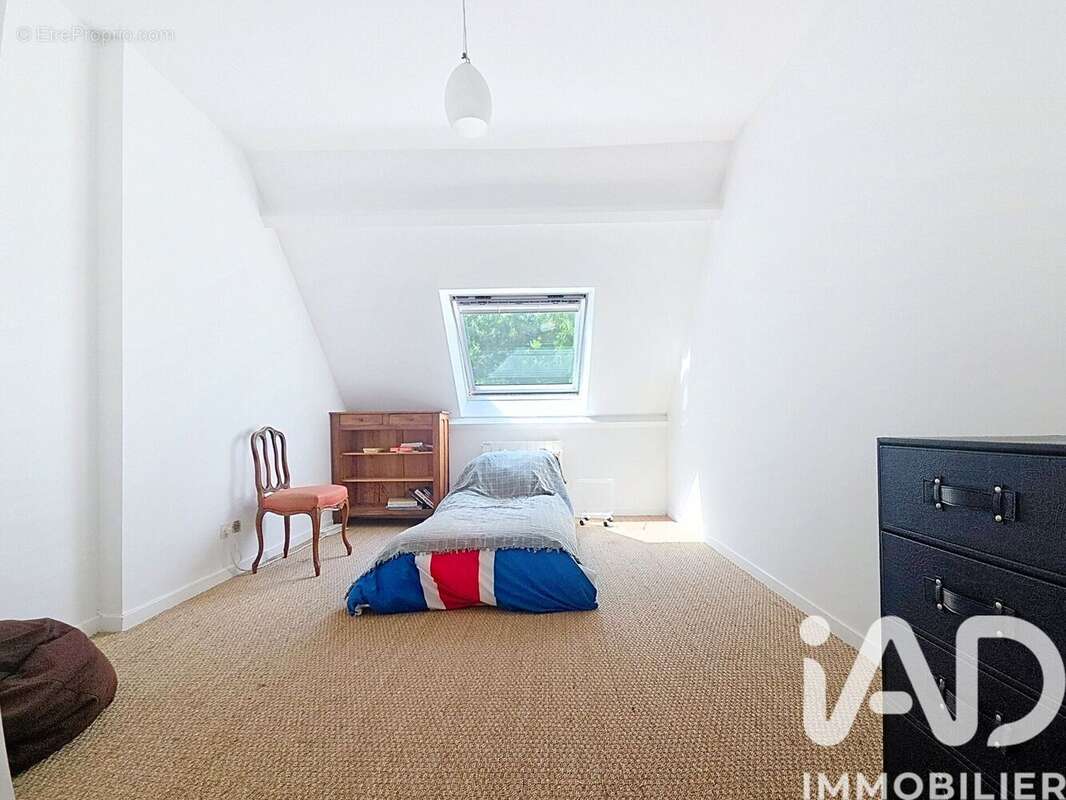 Photo 7 - Maison à SURESNES