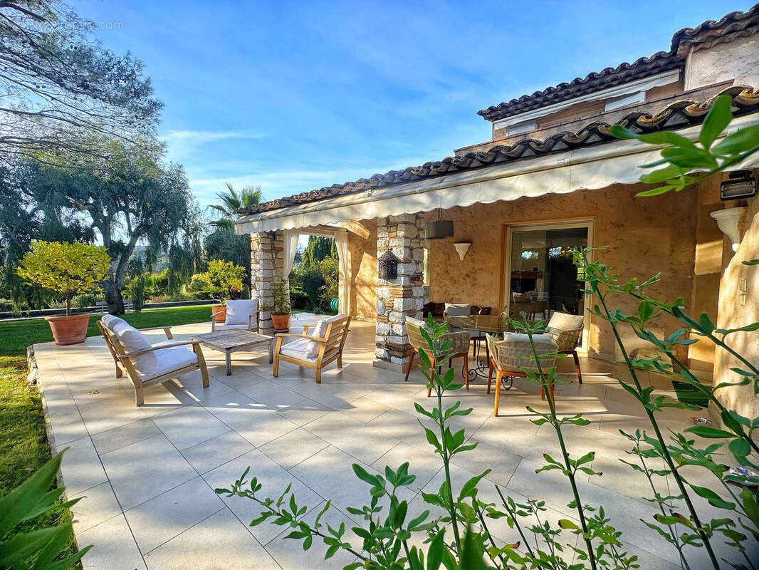 Maison à LA COLLE-SUR-LOUP