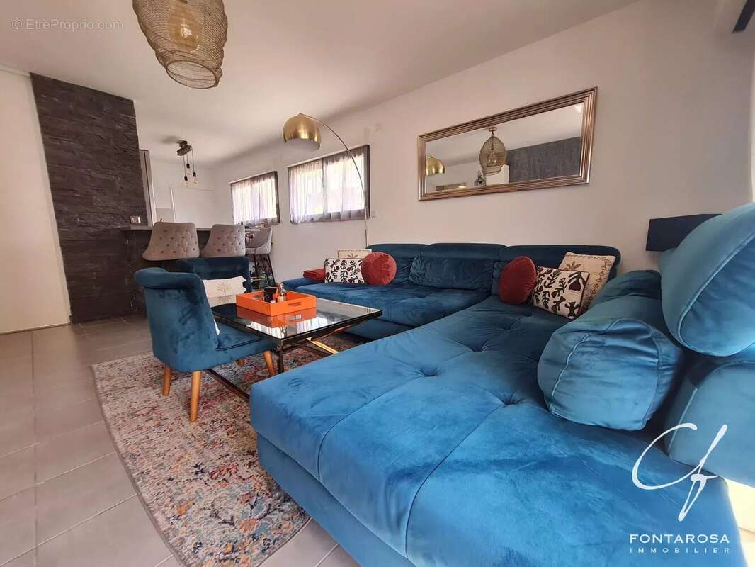 Appartement à FREJUS