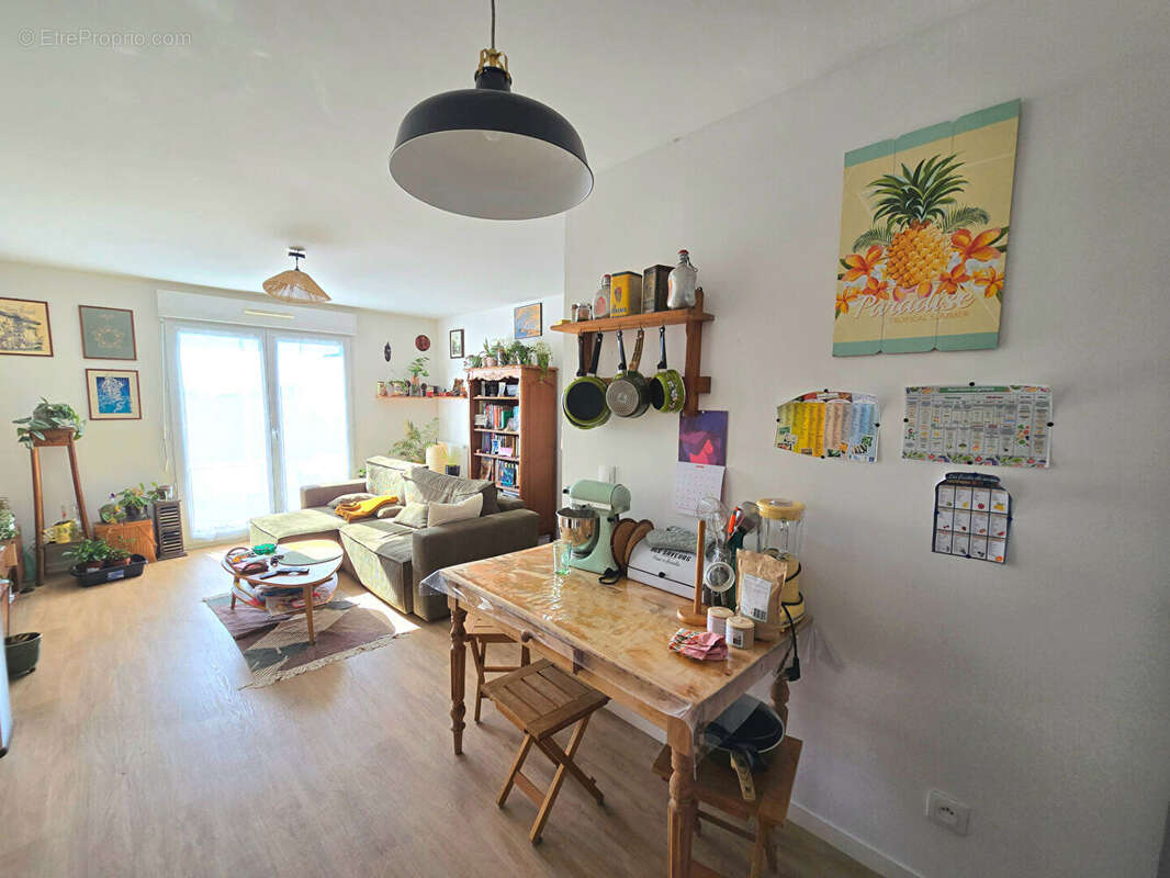 Appartement à REZE